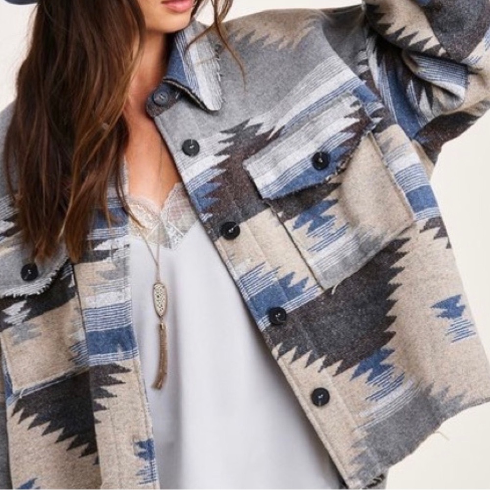 NWT Aztec Gray and Blue Fleece Jacket Size M